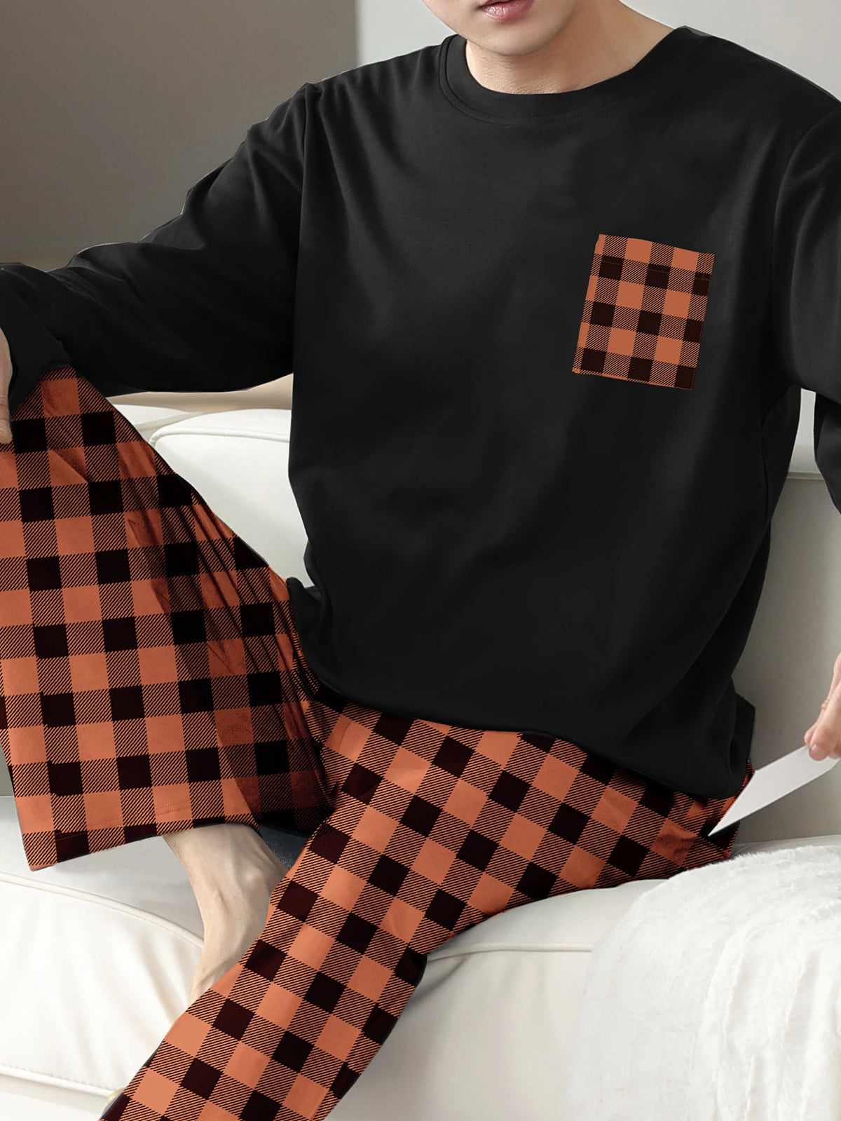 Pyjama Homme à Carreaux – Élégant & Confortable